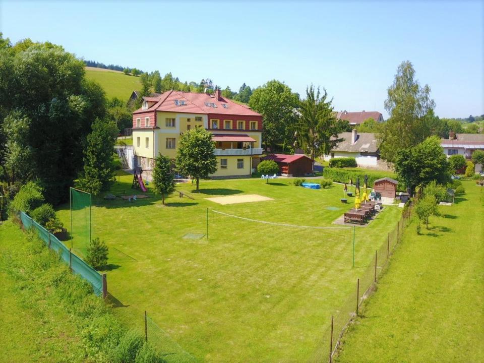 Hotel Penzion Horacko Uncin Exterior foto